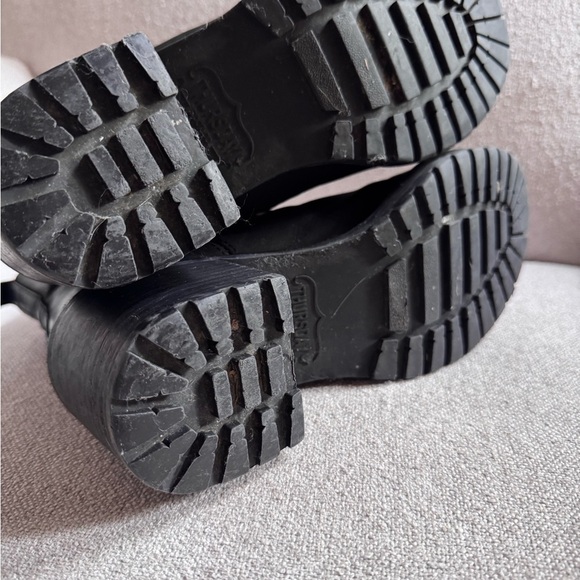 Thursday Boot Company Black Matte Chelsea Chunky Heel Leather Boots Size 8 Women - Picture 7 of 8